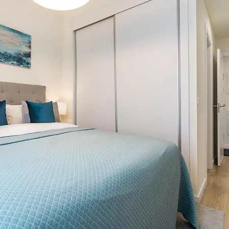 Zaga2c - Brand New Modern 200m To Apartmán Estepona